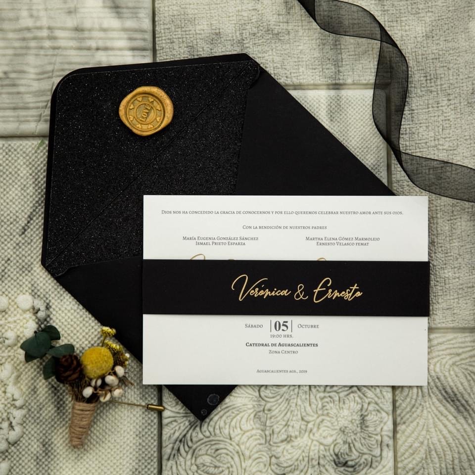 Wedding invitation design W60 by EM's Graphic Studio